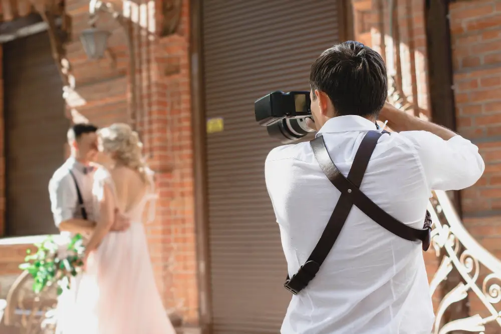 Read more about the article Capturing Forever: Unveiling the Secrets Behind Choosing the Perfect Wedding Photography Style 