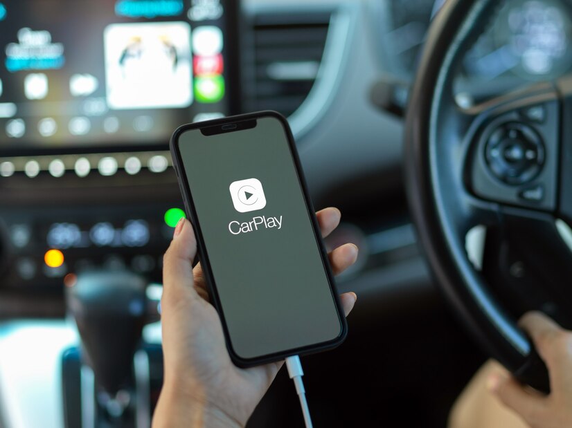 Read more about the article Beyond the Dashboard: Apple CarPlay’s Roadmap to a Connected Drive