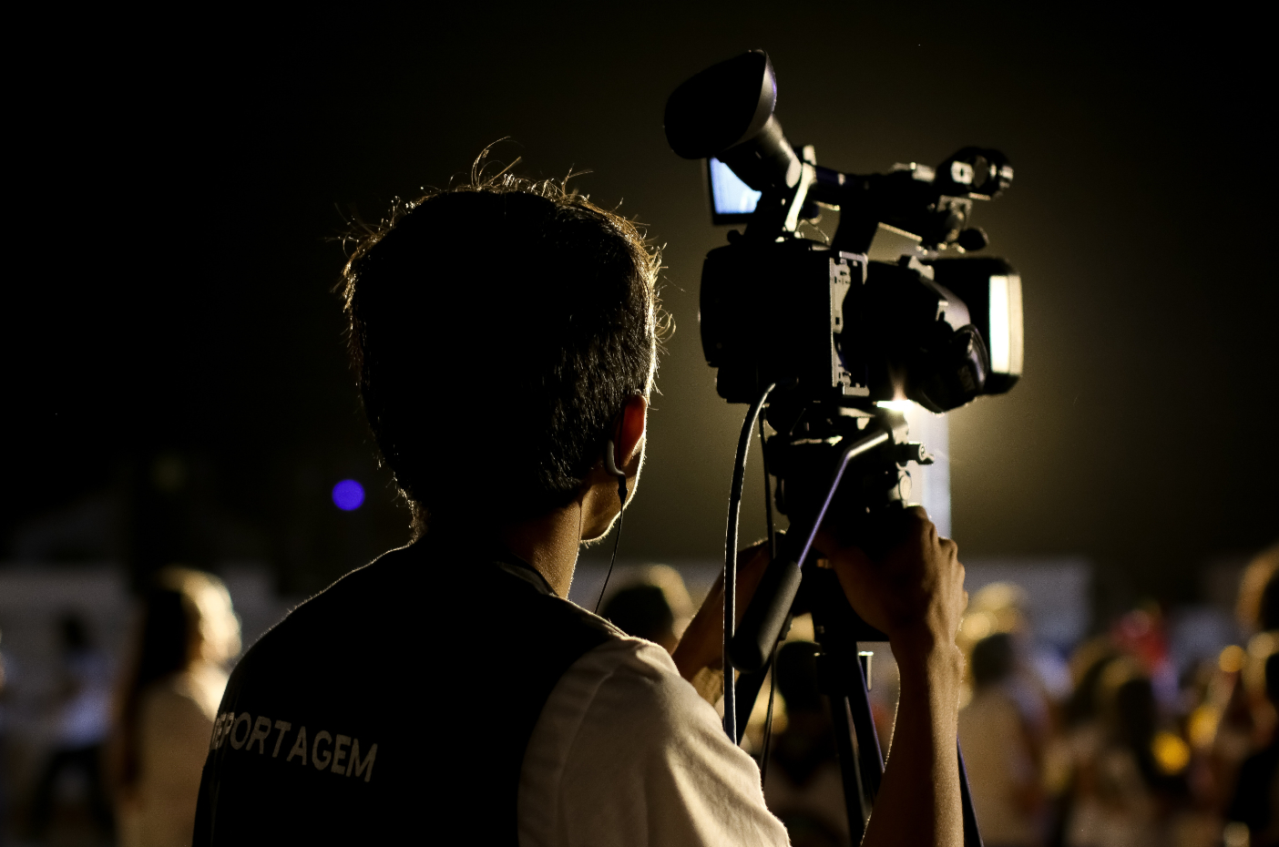 Read more about the article Why Hiring a Videographer is Important for Your Event